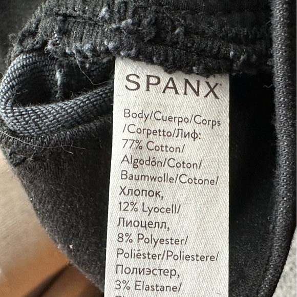 SPANX Vintage Distressed Ankle Skinny Jeans Vintage Black Women's Size M (6-8) - Picture 10 of 10